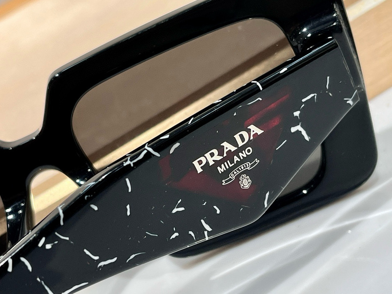 Prada Glasses (39)